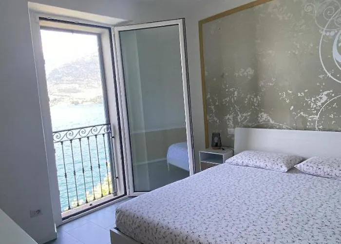 Holiday home Mirror *