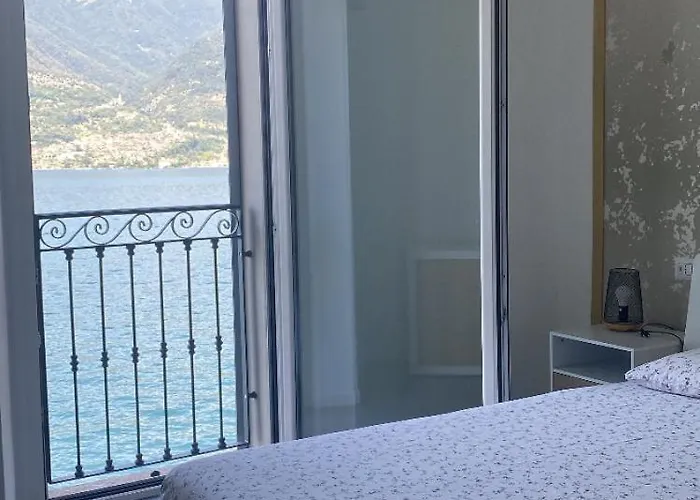 Holiday home Mirror Lezzeno